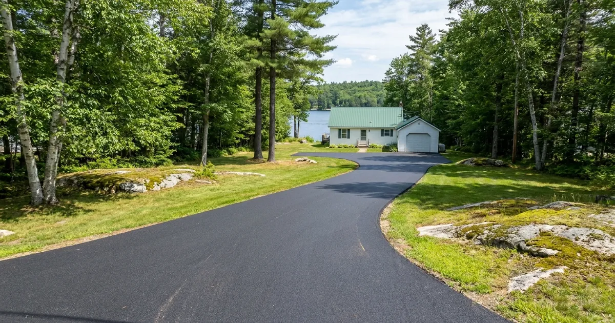 Driveway Paving Coboconk: Cottage Lanes, Driveways, Parking Lots and Repair